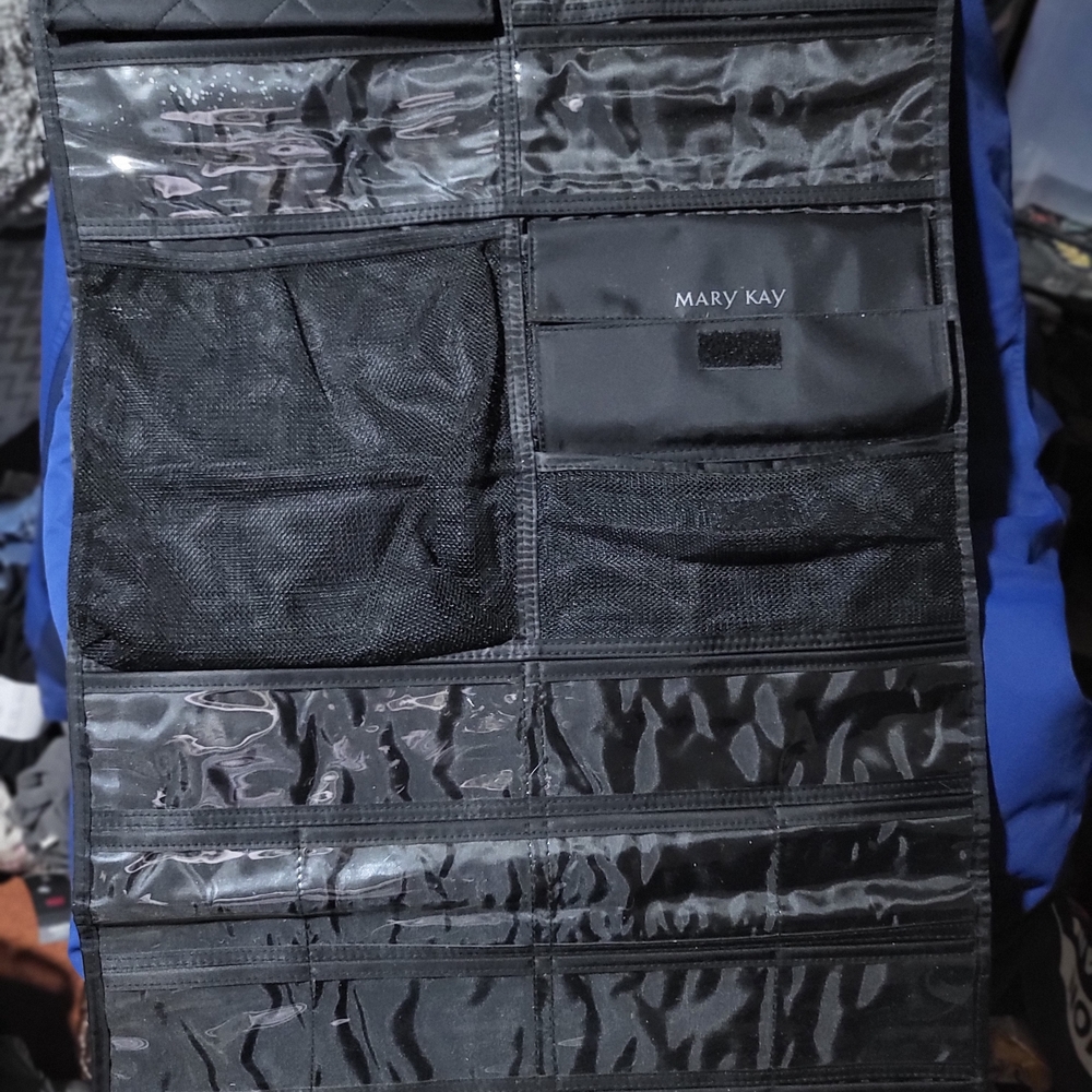 Mary Kay Black Hanging Toiletry Organizer